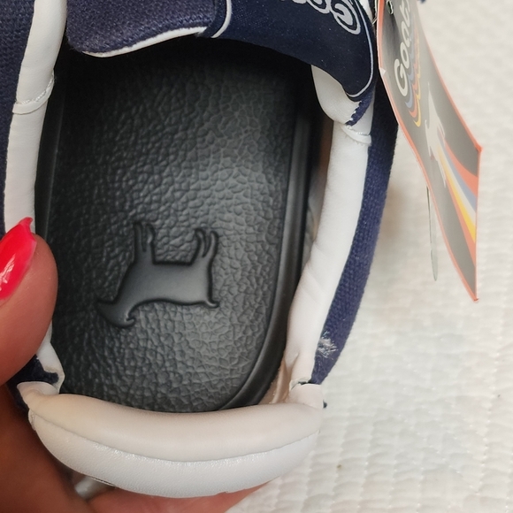 NWT Goats sneakers - Picture 16 of 17